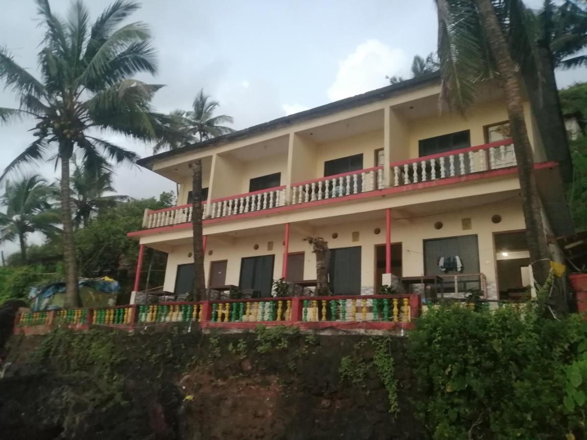 أرامبول Shree Sai Cottage Sea View المظهر الخارجي الصورة