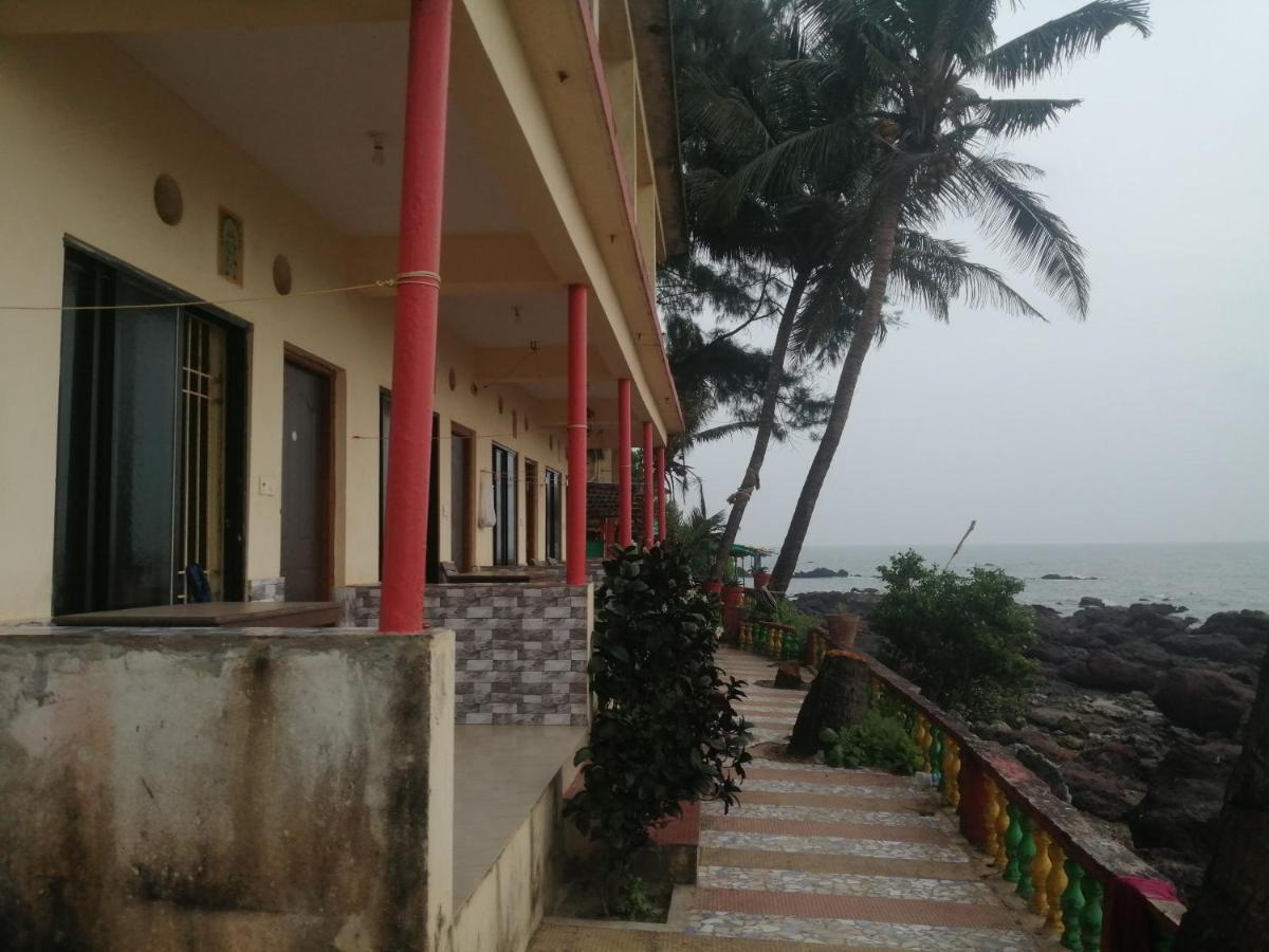 أرامبول Shree Sai Cottage Sea View المظهر الخارجي الصورة